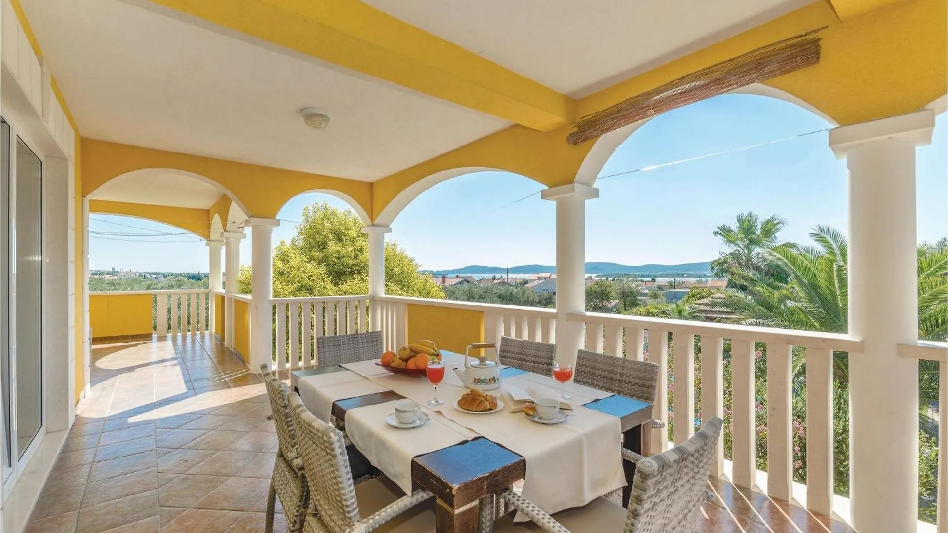 Lovely Home In Turanj With Outdoor Swimming Pool Сasa de vacaciones