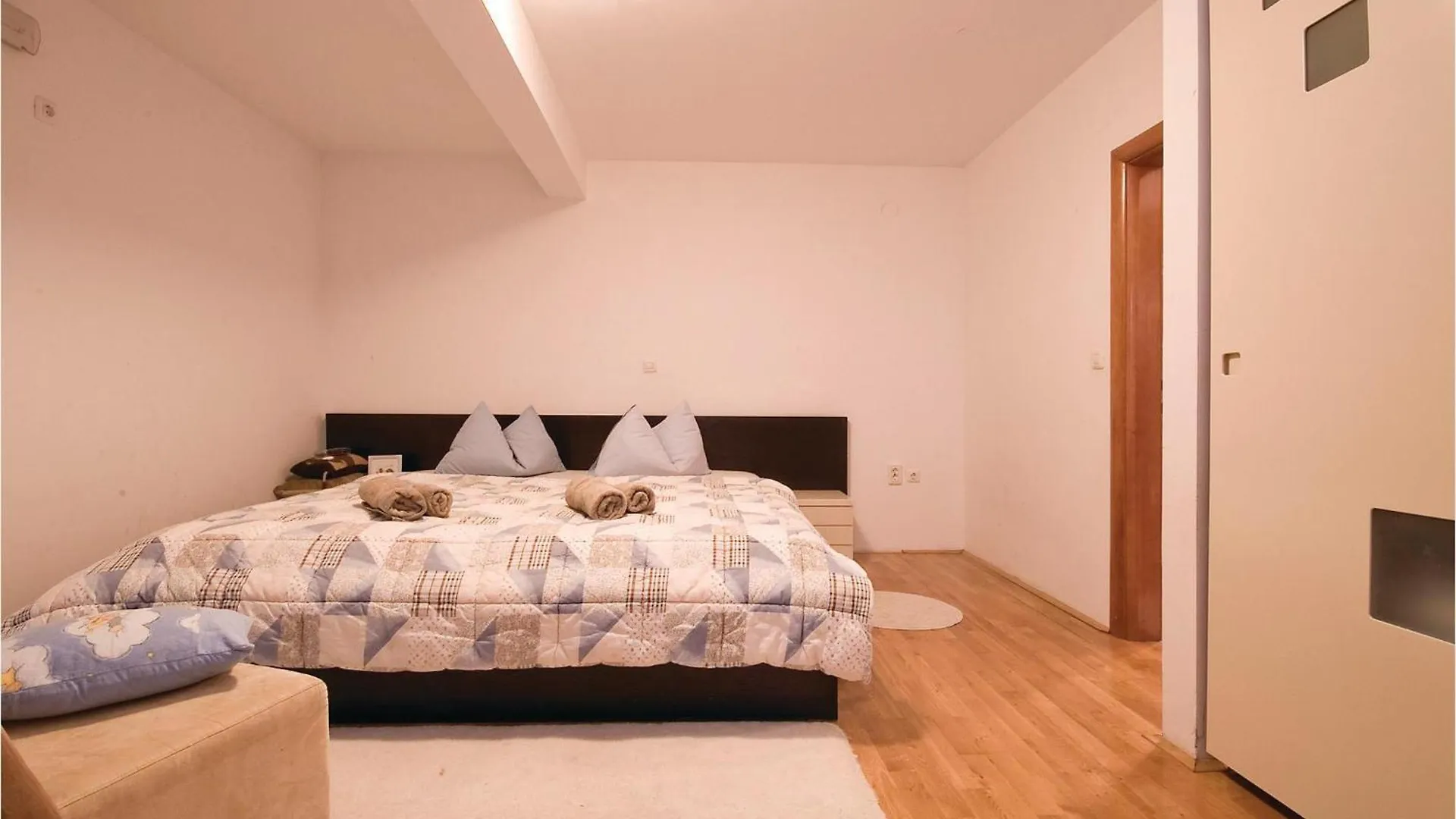 Lovely Home In Turanj With Outdoor Swimming Pool